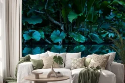 Naklejka: Tropikalny las deszczowy z lustrem wody