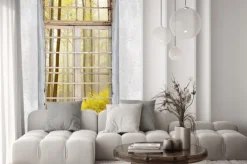 Naklejka: Widok przez okno na las