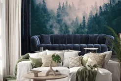 Naklejka: Wierzchołki drzew tonące we mgle