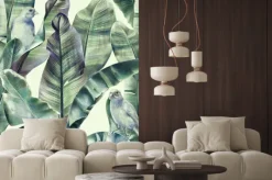 Naklejka: Wzór z liści bananów i egzotycznych ptaków na delikatnym beżowym