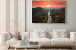 Obraz: Aerial view of i-40 freeway in north carolina leading to asheville