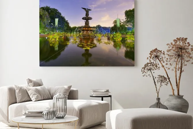 Obraz: Angels of the water fountain at bethesda terrace in new york