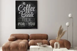 Obraz: Biały napis kredą o kawie na czarnej tablicy