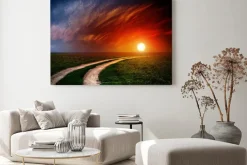Obraz: Droga w polu z chmury i słońce zaszło