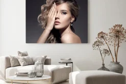 Obraz: Długie włosy kręcone