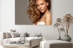 Obraz: Fotografia mody piękna blondynka z naturalnym makijażu