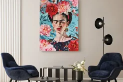 Obraz: Frida kahlo w kwiatowej kompozycji barwny portret