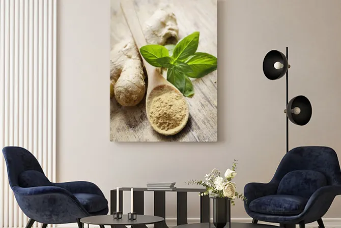 Obraz: Imbir na drewnianym blacie