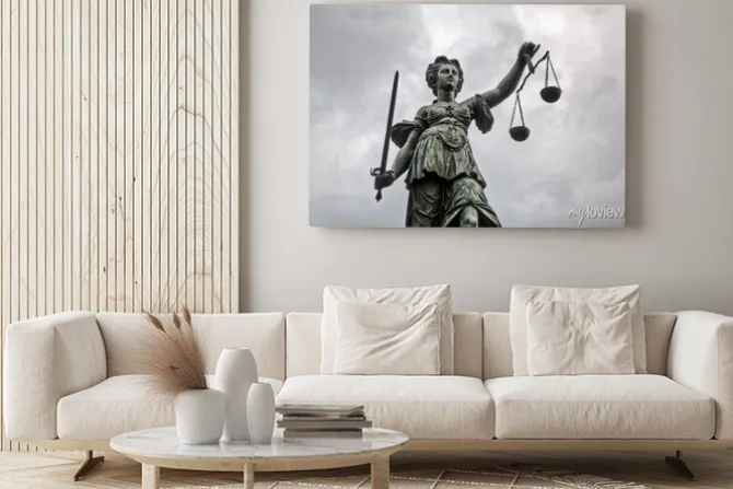 Obraz: Justitia statua w frankfurcie nad menem