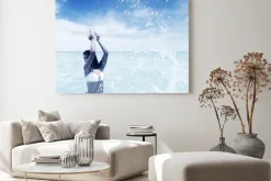 Obraz: Kobieta kąpieli w morzu