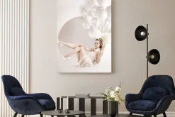 Obraz: Kobieta z balonami w rękach