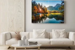 Obraz: Krajobraz jezioro górskie o wschodzie słońca