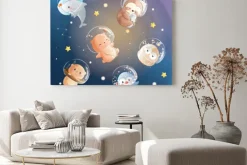 Obraz: Little cute animals wearing astronaut helmet