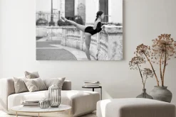 Obraz: Młoda piękna tancerka na schodów hiszpańskich w rzymie,