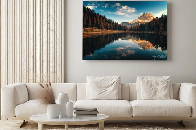 Obraz: Pejzaż z krystalicznym górskim jeziorem