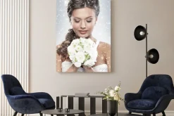 Obraz: Portret panny młodej trzyma bukiet kwiatów