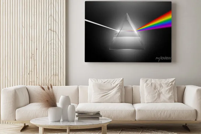 Obraz: Widoczne rozproszenie światła do spektrum na szklanym pryzmie,