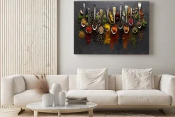 Obraz: Łyżki z kolorowymi przyprawami