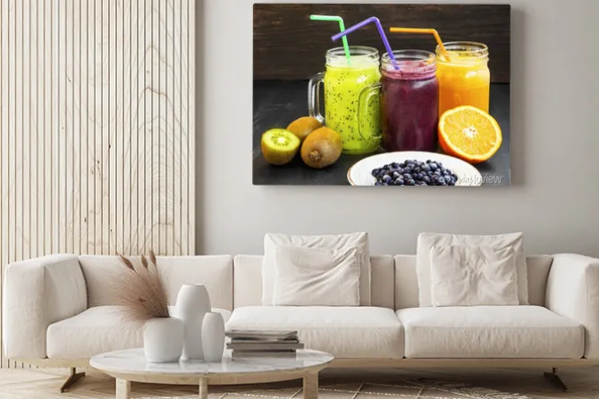 Obraz: Zdrowe soki napoje z kiwi, jagody i pomarańczy