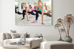 Obraz: Zdrowych i zdolnych kobiet robi fitness