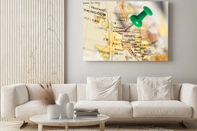 Obraz: Zielony pin na mapie.