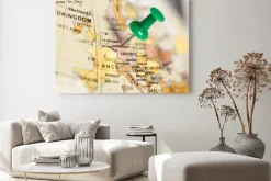 Obraz: Zielony pin na mapie.