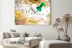 Obraz: Zielony pin na mapie.