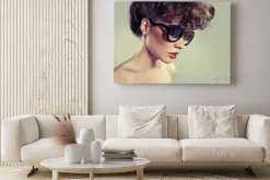 Obraz: Zmysłowa kobieta z niesamowitym klasyk usta