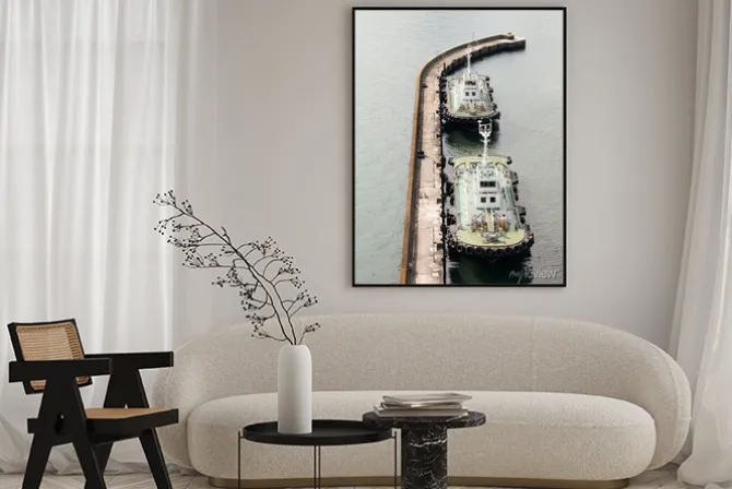 Plakat: 係 留 さ れ た タ グ ボ ー ト