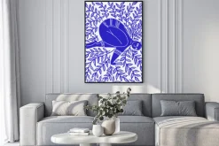 Plakat: Abstrakcyjna sylwetka kobieca wśród liści