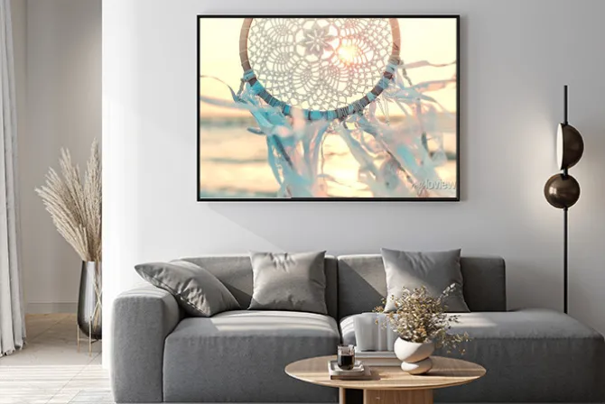 Plakat: Łapacz snów na tle morza