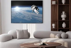 Plakat: Astronauta lub kosmonauta latania na ziemi - 3d render