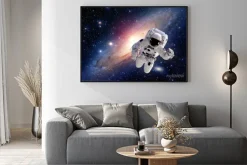 Plakat: Astronauta w kosmosie na tle galaktyki
