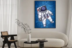 Plakat: Astronauta w przestrzeni kosmicznej. na tle obiektów kosmicznych.