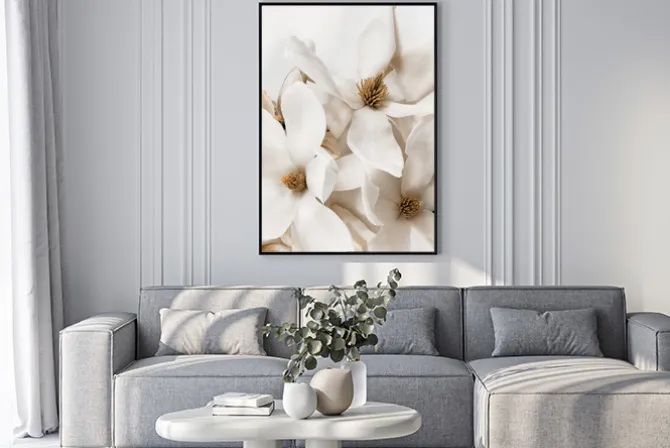 Plakat: Białe kwiaty magnolii w stylu glamour