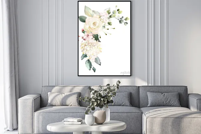 Plakat: Białe kwiaty z zielonymi liśćmi w kompozycji na białym tle