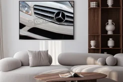 Plakat: Biały mercedes samochód przedni grill i gwiazda