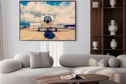 Plakat: Biały samolot na platformie