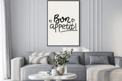 Plakat: Bon appetit napis na beżowym tle