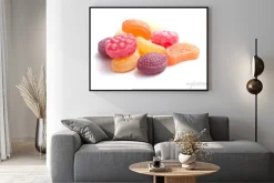 Plakat: Bonbons traditionels sur fond blanc