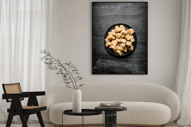 Plakat: Brązowy cukier trzcinowy na patelni.