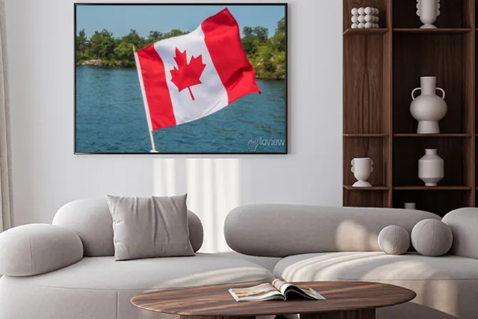 Plakat: Canadian flag blowing in the wind thousand islands canada ontario