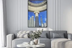 Plakat: Chicago architectural detail with sears tower in background,