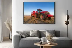 Plakat: Ciągnik rolniczy z przyczepą