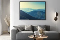 Plakat: Cross-przetworzonych widok wschodu słońca nad gór