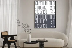 Plakat: Czarno-biały alfabetu, cyfry i znaki interpunkcyjne