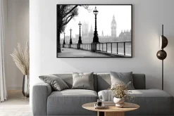 Plakat: Czarno-biały mglisty krajobraz londyn