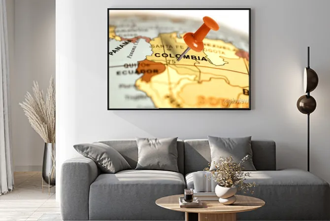 Plakat: Czerwony pin na mapie.