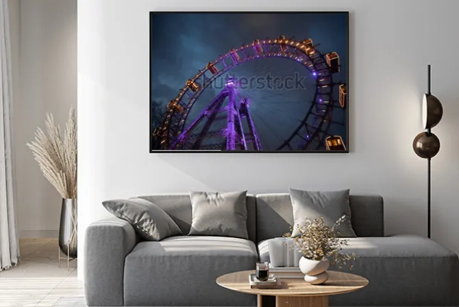 Plakat: Diabelski młyn ze światłem między chmurami. londyńskie oko. zimowy.