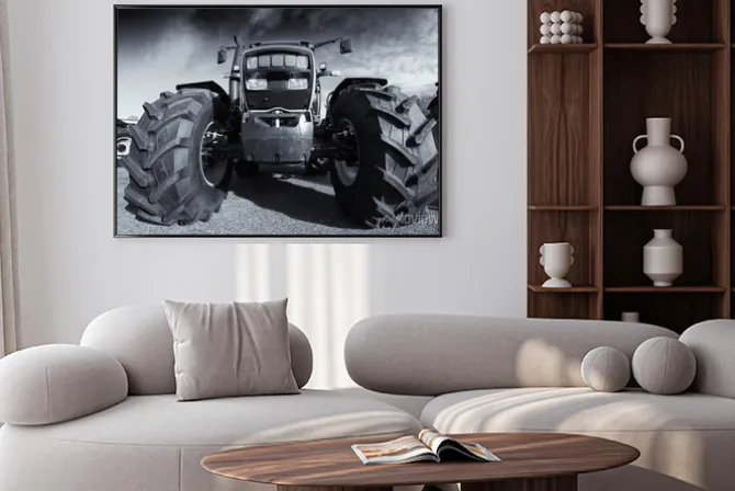 Plakat: Duże ciągniki rolnicze pod burzliwe niebo